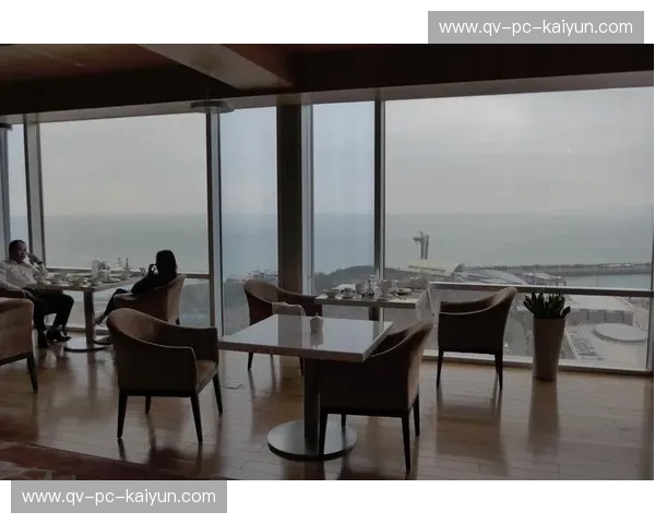 关西双城记：一半是大阪的热辣江湖，一半是神户的优雅海风