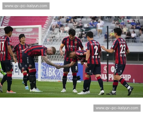 绿茵之巅的权力游戏：现代制铁vs水原FC，谁才是韩国女足的真命天女？